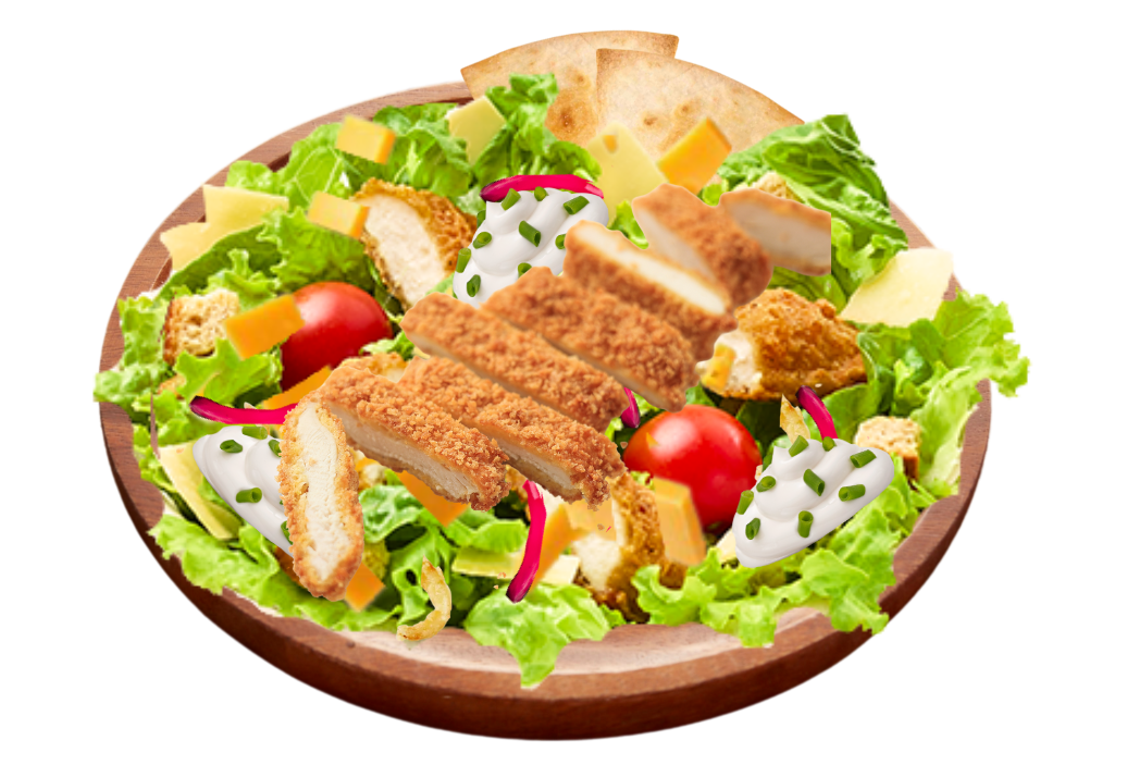 Salade avec tomates, feta cheddar et poulet croustillant maison
